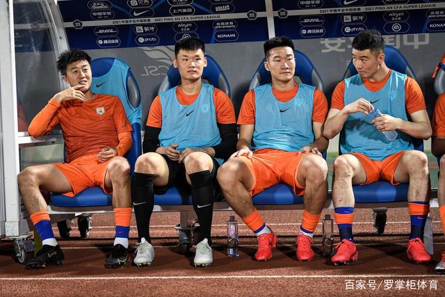 TT：詹姆斯和乔丹科比的区别在于领导力和篮球智慧